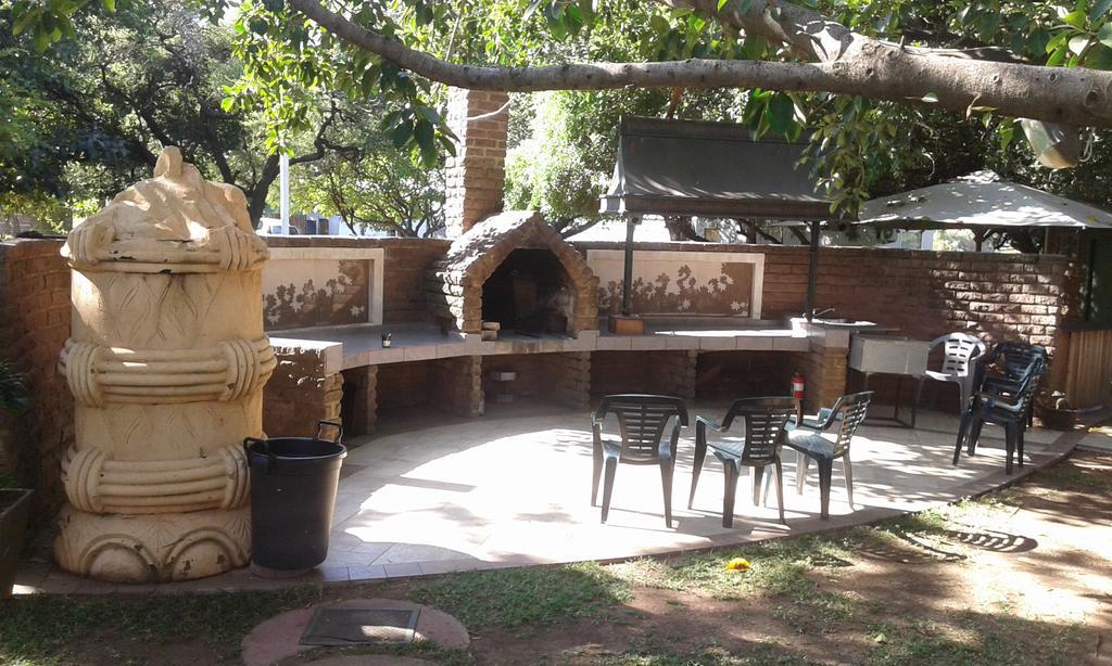 Black Swan Guest House Boshoek Екстер'єр фото