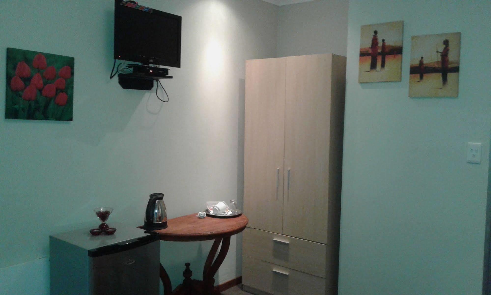 Black Swan Guest House Boshoek Екстер'єр фото